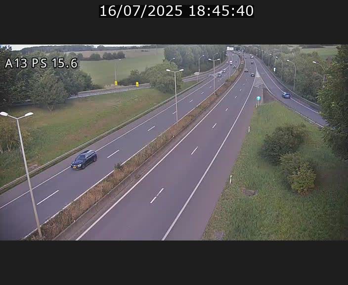 Traffic live webcam Luxembourg Kayl - A13 direction Dudelange - BK 15.6
