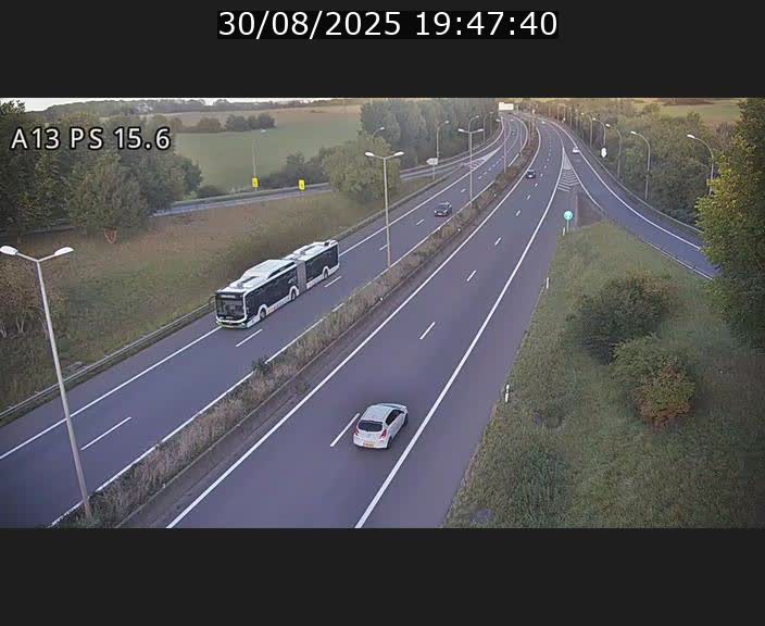Traffic live webcam Luxembourg Kayl - A13 direction Dudelange - BK 15.6