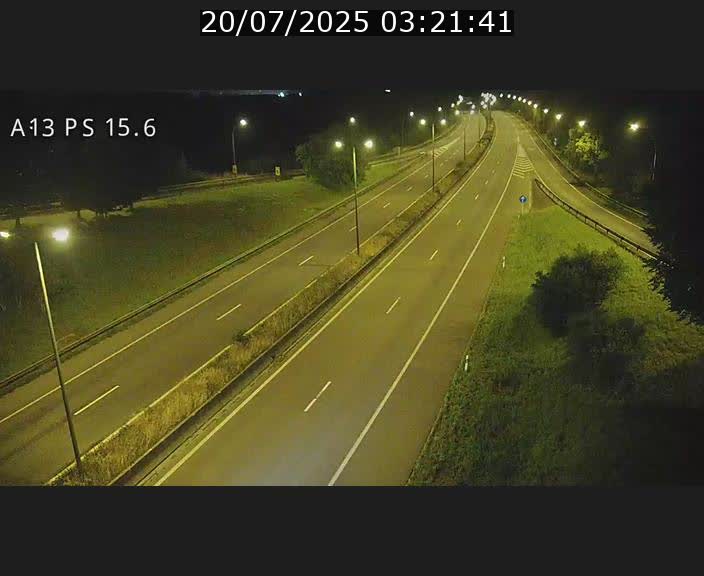 <h2>Traffic live webcam Luxembourg Kayl - A13 direction Dudelange - BK 15.6</h2>