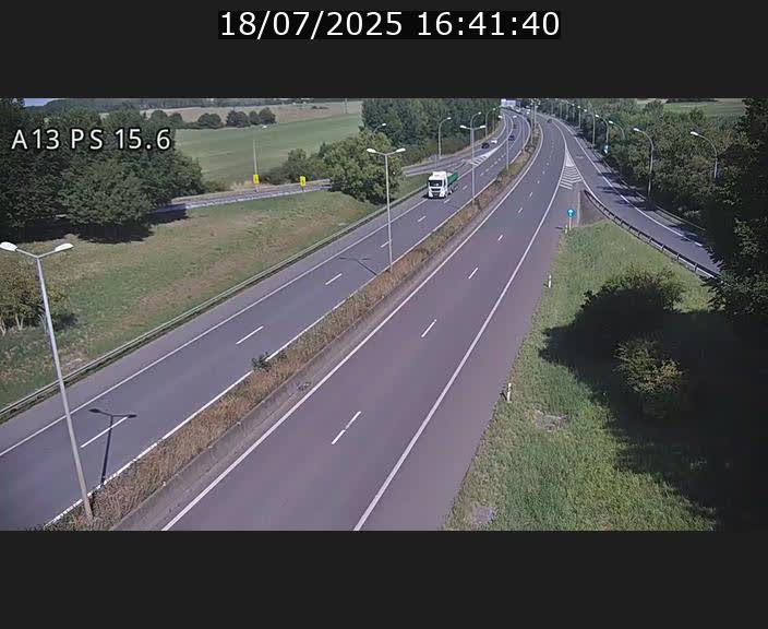 <h2>Traffic live webcam Luxembourg Kayl - A13 direction Dudelange - BK 15.6</h2>