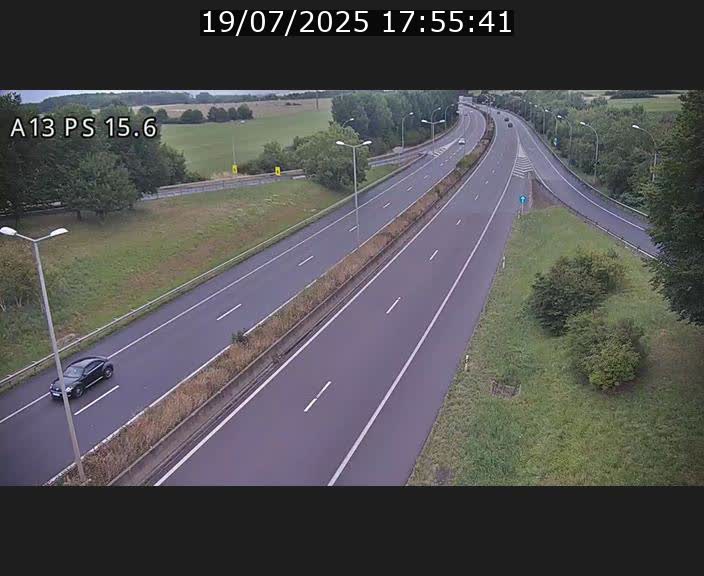 <h2>Traffic live webcam Luxembourg Kayl - A13 direction Dudelange - BK 15.6</h2>
