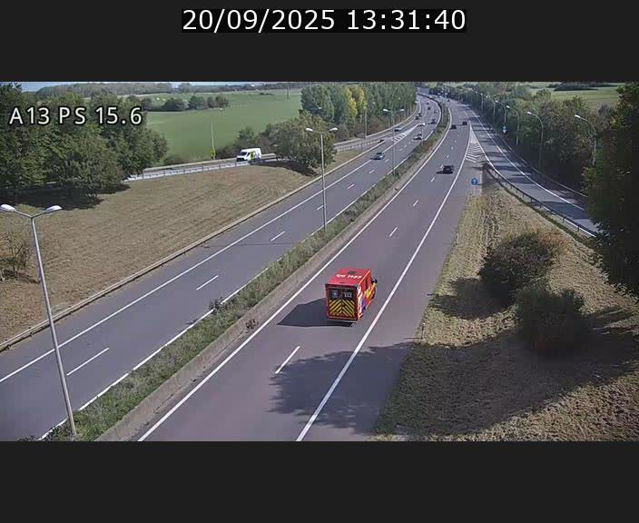 <h2>Traffic live webcam Luxembourg Kayl - A13 direction Dudelange - BK 15.6</h2>