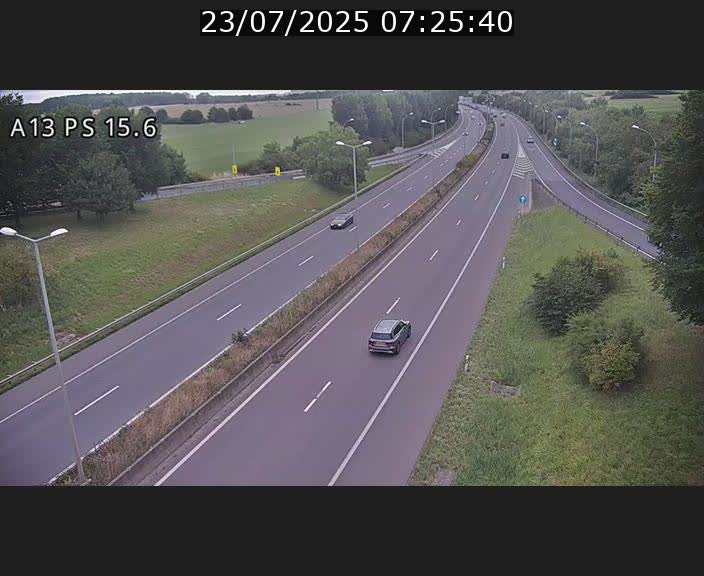 <h2>Traffic live webcam Luxembourg Kayl - A13 direction Dudelange - BK 15.6</h2>