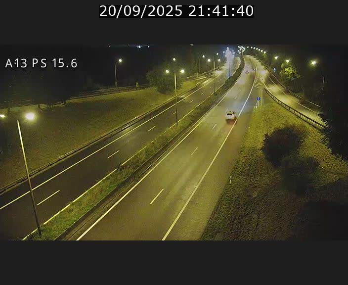 <h2>Traffic live webcam Luxembourg Kayl - A13 direction Dudelange - BK 15.6</h2>