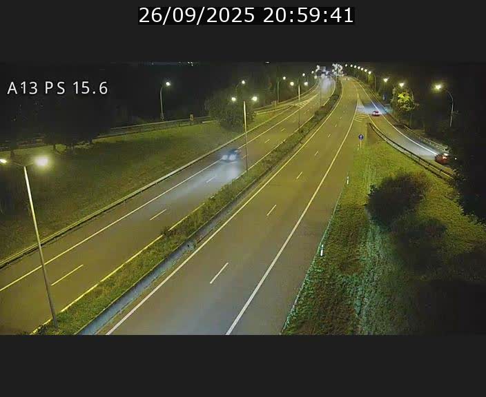 <h2>Traffic live webcam Luxembourg Kayl - A13 direction Dudelange - BK 15.6</h2>