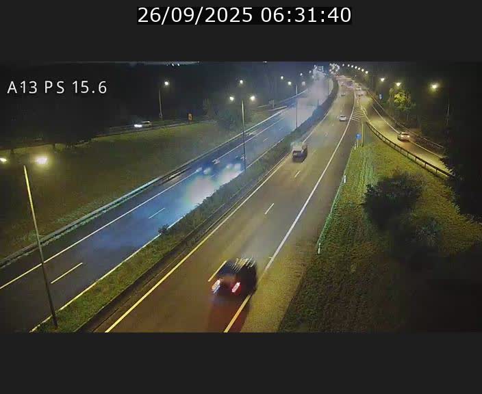 <h2>Traffic live webcam Luxembourg Kayl - A13 direction Dudelange - BK 15.6</h2>