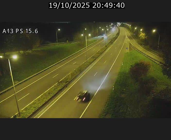 <h2>Traffic live webcam Luxembourg Kayl - A13 direction Dudelange - BK 15.6</h2>