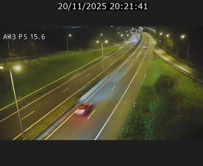 <h2>Traffic live webcam Luxembourg Kayl - A13 direction Dudelange - BK 15.6</h2>
