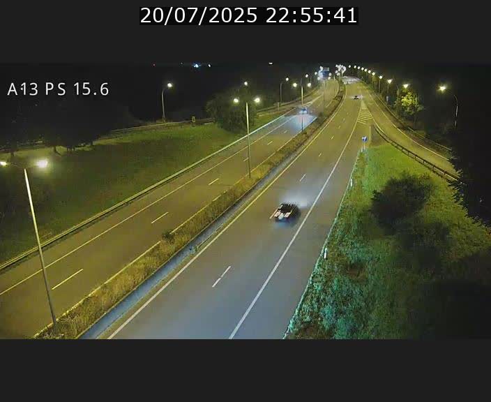 <h2>Traffic live webcam Luxembourg Kayl - A13 direction Dudelange - BK 15.6</h2>