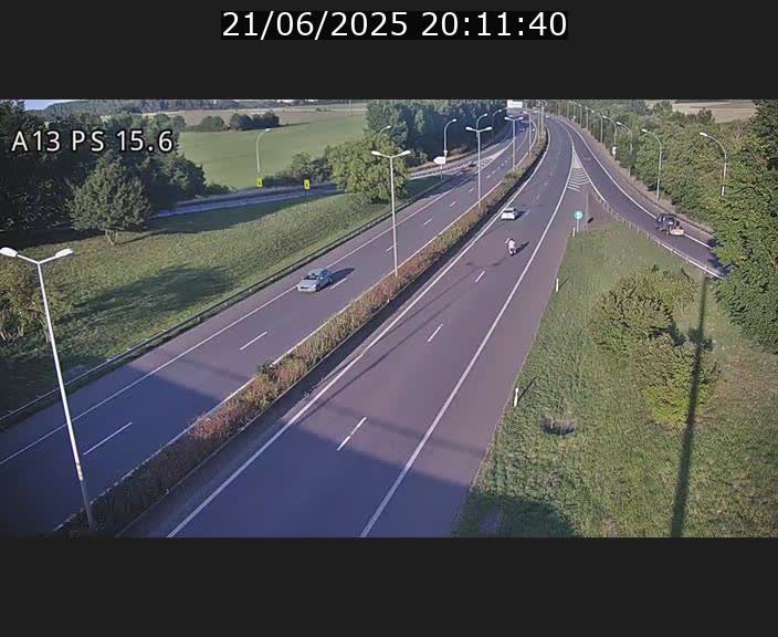 <h2>Traffic live webcam Luxembourg Kayl - A13 direction Dudelange - BK 15.6</h2>