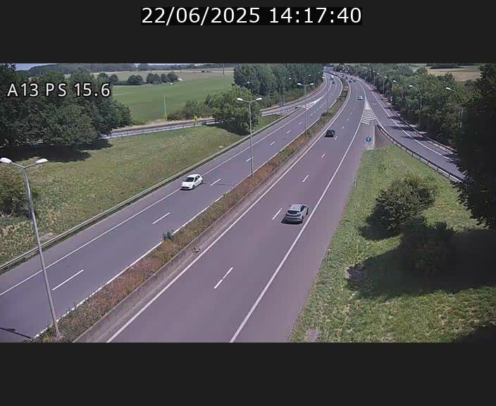 <h2>Traffic live webcam Luxembourg Kayl - A13 direction Dudelange - BK 15.6</h2>