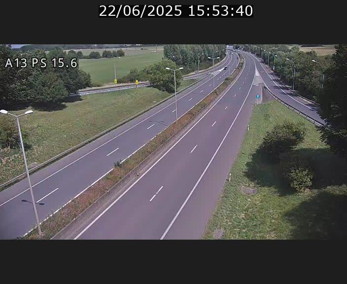 <h2>Traffic live webcam Luxembourg Kayl - A13 direction Dudelange - BK 15.6</h2>
