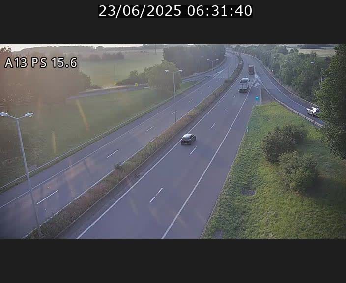 <h2>Traffic live webcam Luxembourg Kayl - A13 direction Dudelange - BK 15.6</h2>