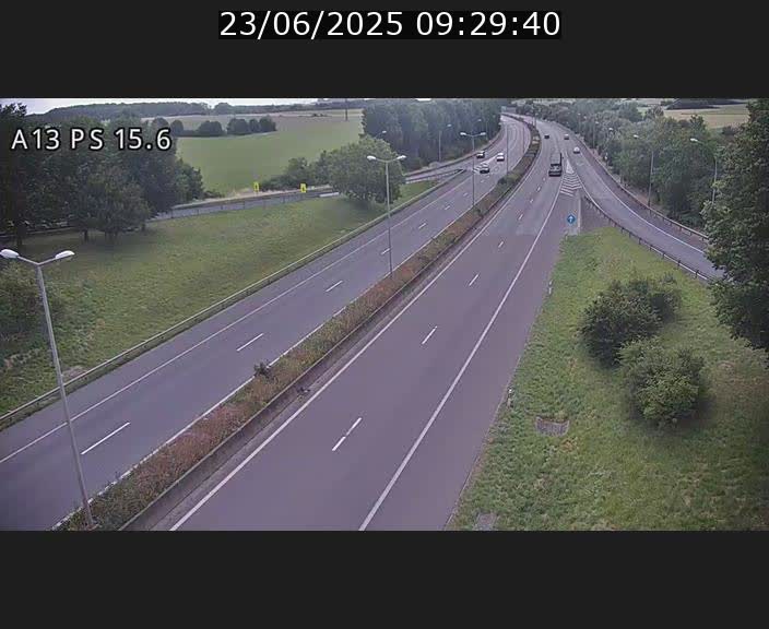 <h2>Traffic live webcam Luxembourg Kayl - A13 direction Dudelange - BK 15.6</h2>