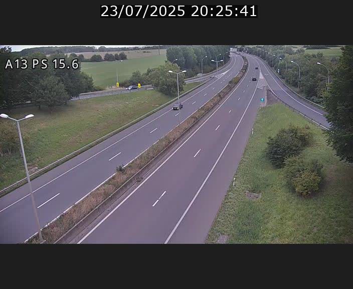 <h2>Traffic live webcam Luxembourg Kayl - A13 direction Dudelange - BK 15.6</h2>