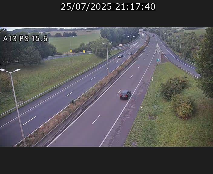 <h2>Traffic live webcam Luxembourg Kayl - A13 direction Dudelange - BK 15.6</h2>
