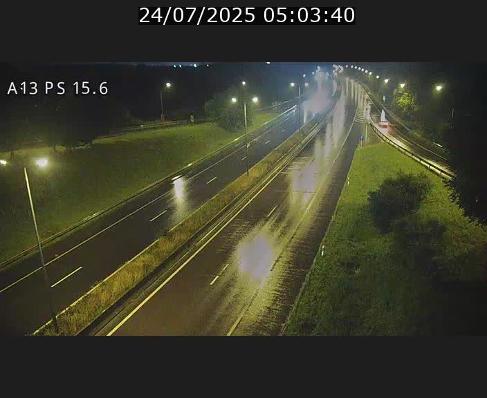 <h2>Traffic live webcam Luxembourg Kayl - A13 direction Dudelange - BK 15.6</h2>