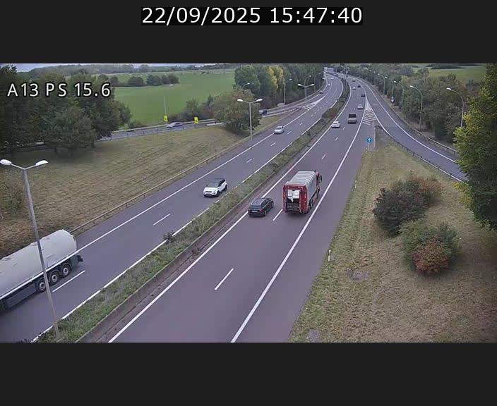 <h2>Traffic live webcam Luxembourg Kayl - A13 direction Dudelange - BK 15.6</h2>