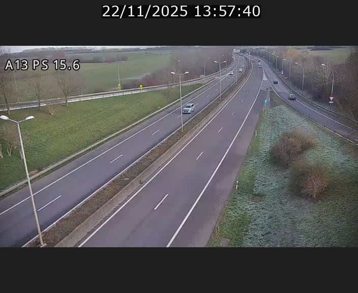<h2>Traffic live webcam Luxembourg Kayl - A13 direction Dudelange - BK 15.6</h2>