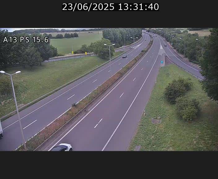 <h2>Traffic live webcam Luxembourg Kayl - A13 direction Dudelange - BK 15.6</h2>