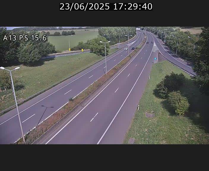 <h2>Traffic live webcam Luxembourg Kayl - A13 direction Dudelange - BK 15.6</h2>