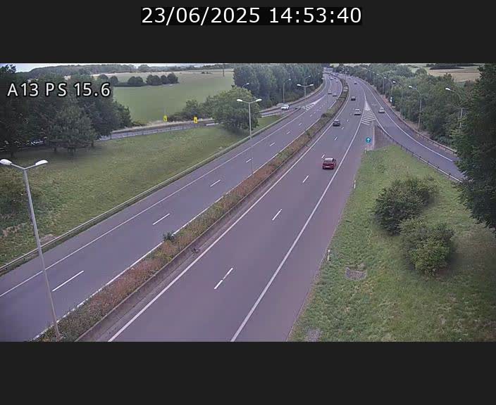 <h2>Traffic live webcam Luxembourg Kayl - A13 direction Dudelange - BK 15.6</h2>