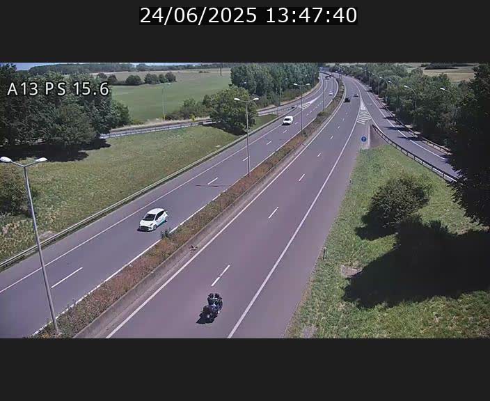<h2>Traffic live webcam Luxembourg Kayl - A13 direction Dudelange - BK 15.6</h2>