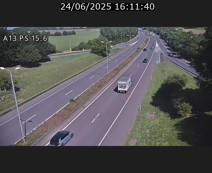 <h2>Traffic live webcam Luxembourg Kayl - A13 direction Dudelange - BK 15.6</h2>