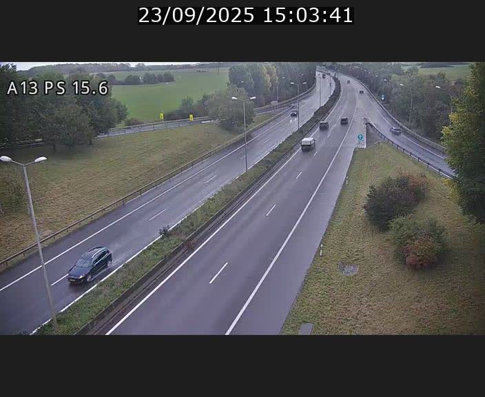 <h2>Traffic live webcam Luxembourg Kayl - A13 direction Dudelange - BK 15.6</h2>