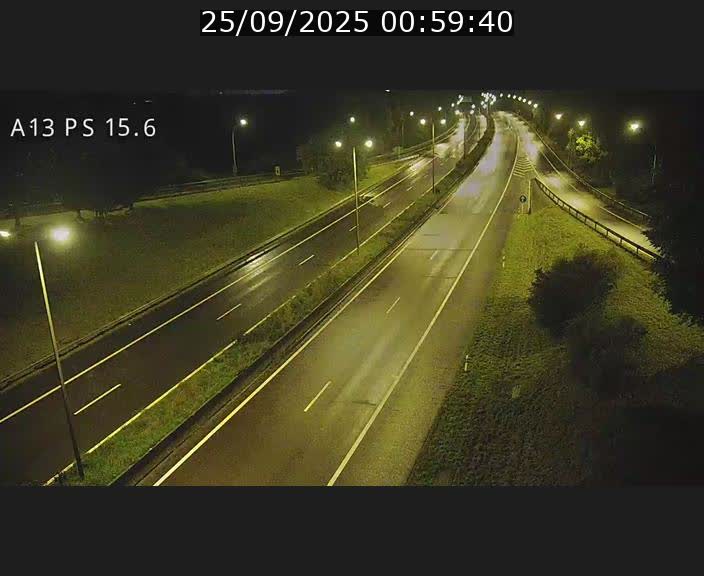 <h2>Traffic live webcam Luxembourg Kayl - A13 direction Dudelange - BK 15.6</h2>