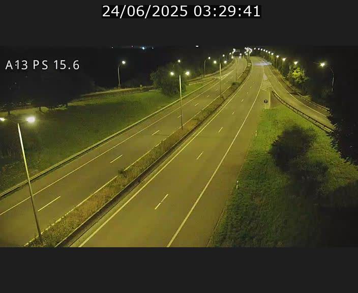 <h2>Traffic live webcam Luxembourg Kayl - A13 direction Dudelange - BK 15.6</h2>