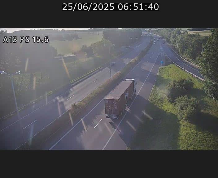<h2>Traffic live webcam Luxembourg Kayl - A13 direction Dudelange - BK 15.6</h2>
