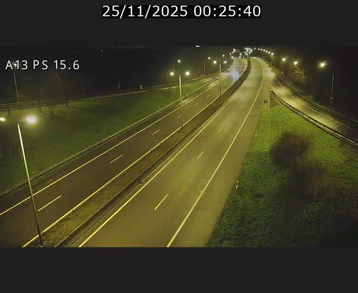 <h2>Traffic live webcam Luxembourg Kayl - A13 direction Dudelange - BK 15.6</h2>
