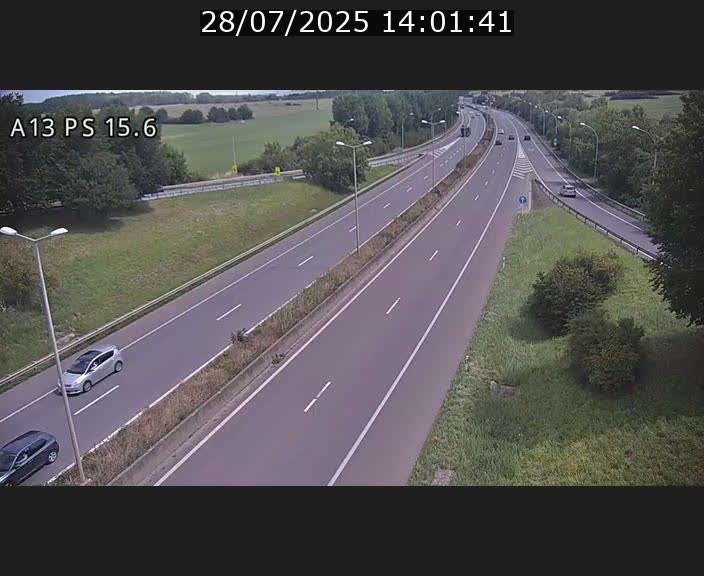 <h2>Traffic live webcam Luxembourg Kayl - A13 direction Dudelange - BK 15.6</h2>