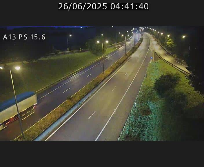 <h2>Traffic live webcam Luxembourg Kayl - A13 direction Dudelange - BK 15.6</h2>