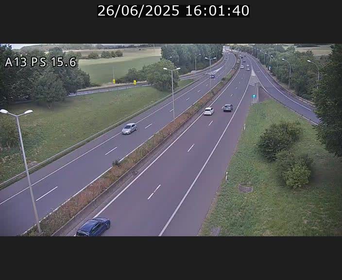 <h2>Traffic live webcam Luxembourg Kayl - A13 direction Dudelange - BK 15.6</h2>