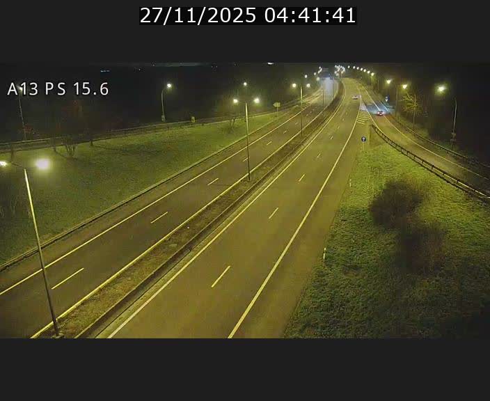 <h2>Traffic live webcam Luxembourg Kayl - A13 direction Dudelange - BK 15.6</h2>