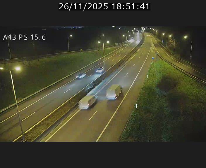 <h2>Traffic live webcam Luxembourg Kayl - A13 direction Dudelange - BK 15.6</h2>