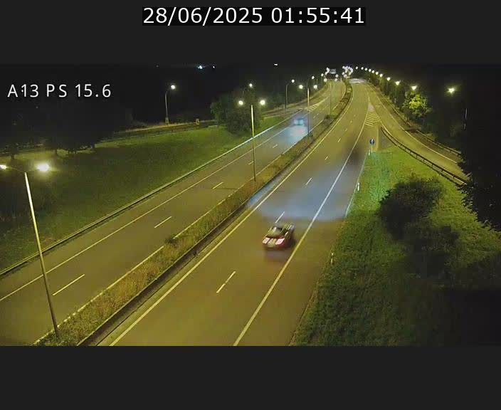 <h2>Traffic live webcam Luxembourg Kayl - A13 direction Dudelange - BK 15.6</h2>