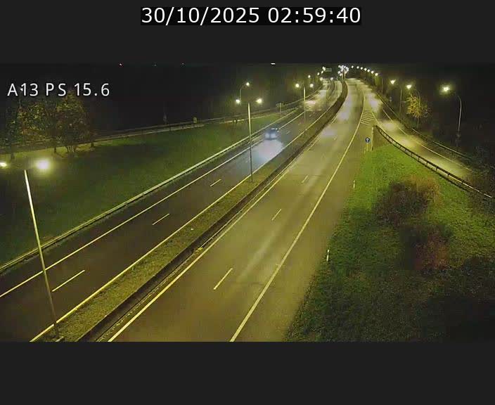 <h2>Traffic live webcam Luxembourg Kayl - A13 direction Dudelange - BK 15.6</h2>