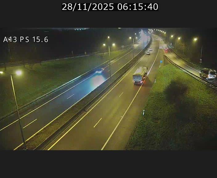 <h2>Traffic live webcam Luxembourg Kayl - A13 direction Dudelange - BK 15.6</h2>