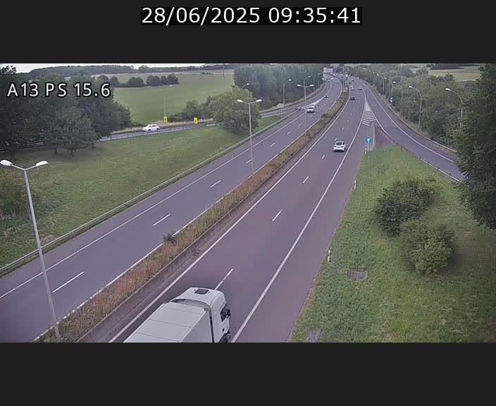 <h2>Traffic live webcam Luxembourg Kayl - A13 direction Dudelange - BK 15.6</h2>