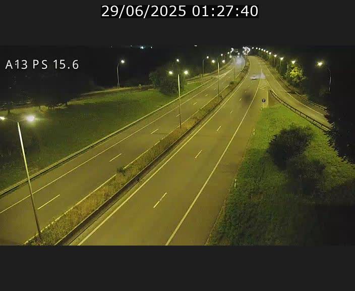 <h2>Traffic live webcam Luxembourg Kayl - A13 direction Dudelange - BK 15.6</h2>