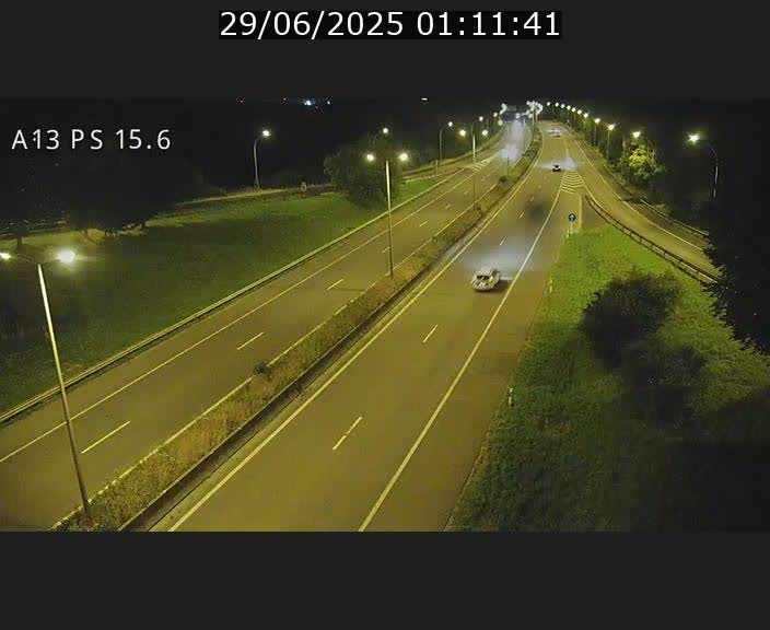 <h2>Traffic live webcam Luxembourg Kayl - A13 direction Dudelange - BK 15.6</h2>