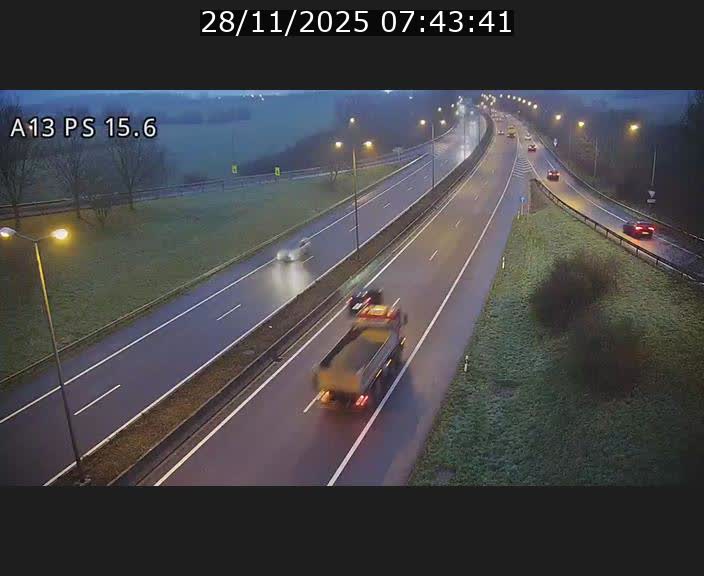 <h2>Traffic live webcam Luxembourg Kayl - A13 direction Dudelange - BK 15.6</h2>
