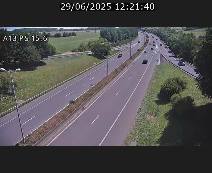 <h2>Traffic live webcam Luxembourg Kayl - A13 direction Dudelange - BK 15.6</h2>