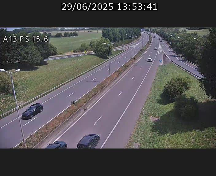 <h2>Traffic live webcam Luxembourg Kayl - A13 direction Dudelange - BK 15.6</h2>
