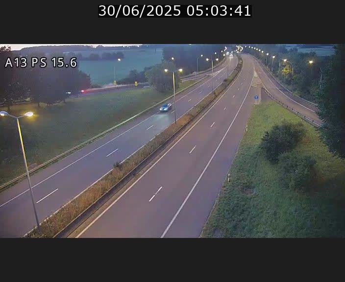 <h2>Traffic live webcam Luxembourg Kayl - A13 direction Dudelange - BK 15.6</h2>