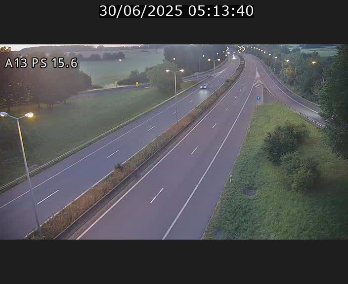 <h2>Traffic live webcam Luxembourg Kayl - A13 direction Dudelange - BK 15.6</h2>