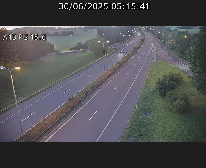 <h2>Traffic live webcam Luxembourg Kayl - A13 direction Dudelange - BK 15.6</h2>